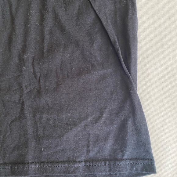 NEW-Gildan Men's Size M Guitar Lake Reflections  Acoustic Guitar Black T-Shirt - Picture 3 of 9